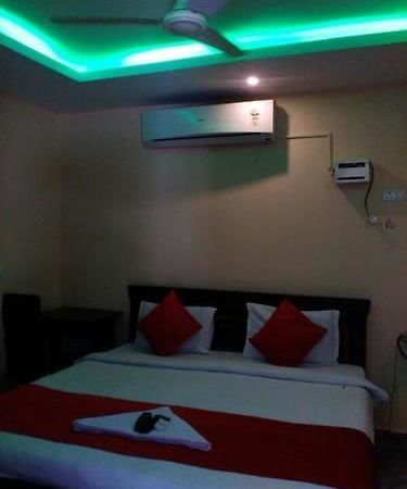 Sunshine Castle- Gachibowli Apartment ไฮเดอราบัด ภายนอก รูปภาพ